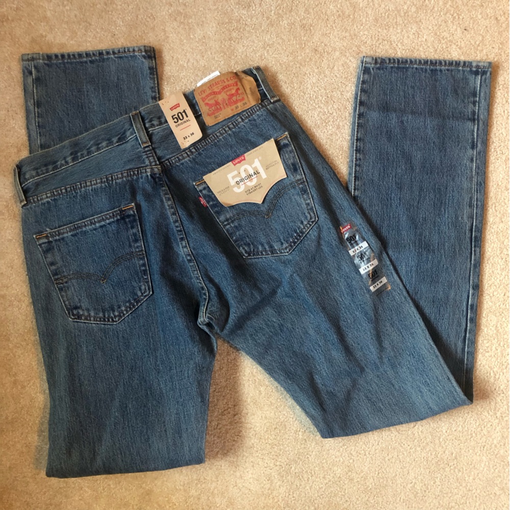 33x36 Levi 501’s